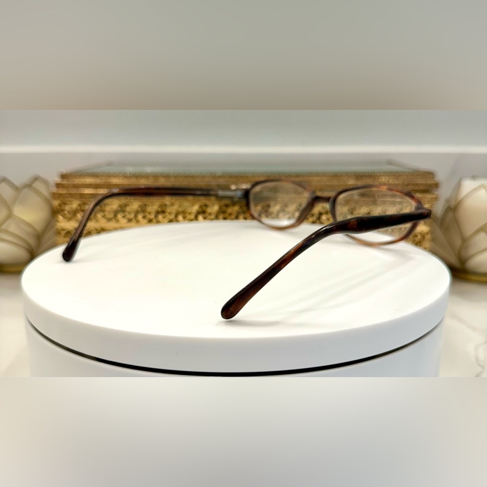 Chesterfield - Tortoiseshell Patterned Oval Unise… - image 4